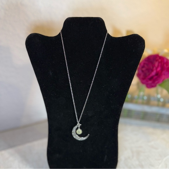 19” silver toned lightweight necklace Crescent Moon with “S” initials. - Picture 2 of 5